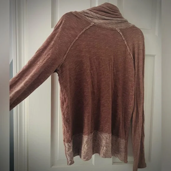 FP Beach FP Movement Cowl neck sweater sweatshirt one body - Picture 4 of 7